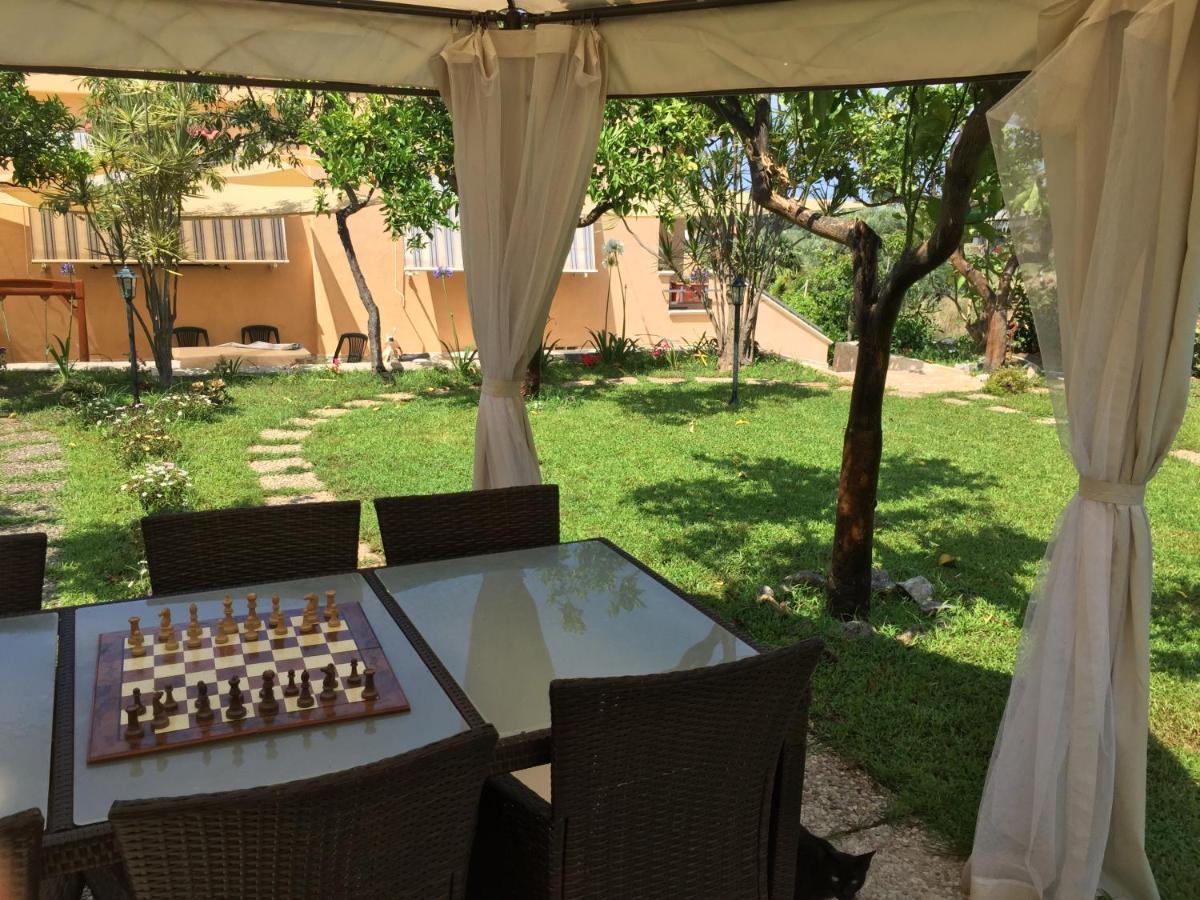 Goddess Yard Villa Tropea Ngoại thất bức ảnh